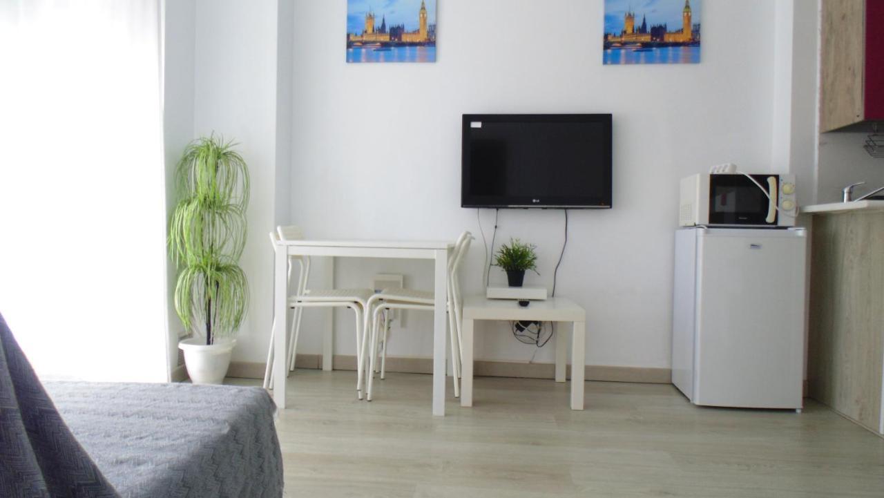 Apartamento En Centro A 150M Del Mar Apolo B Торевьиа Экстерьер фото